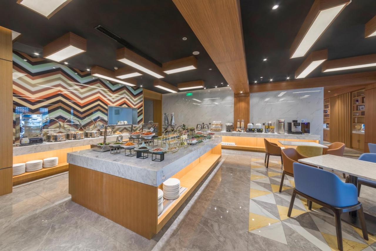 Holiday Inn Express Qingdao Chengyang Central By Ihg Ngoại thất bức ảnh