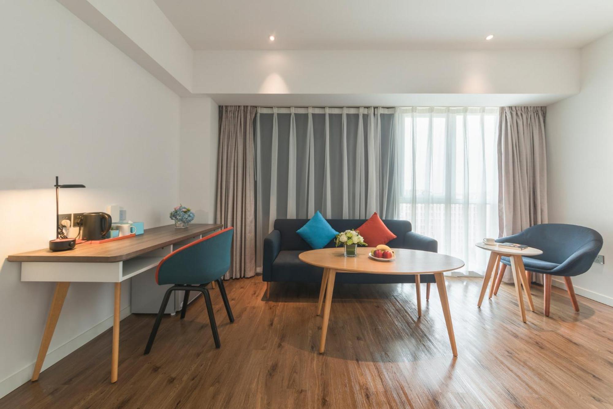 Holiday Inn Express Qingdao Chengyang Central By Ihg Ngoại thất bức ảnh